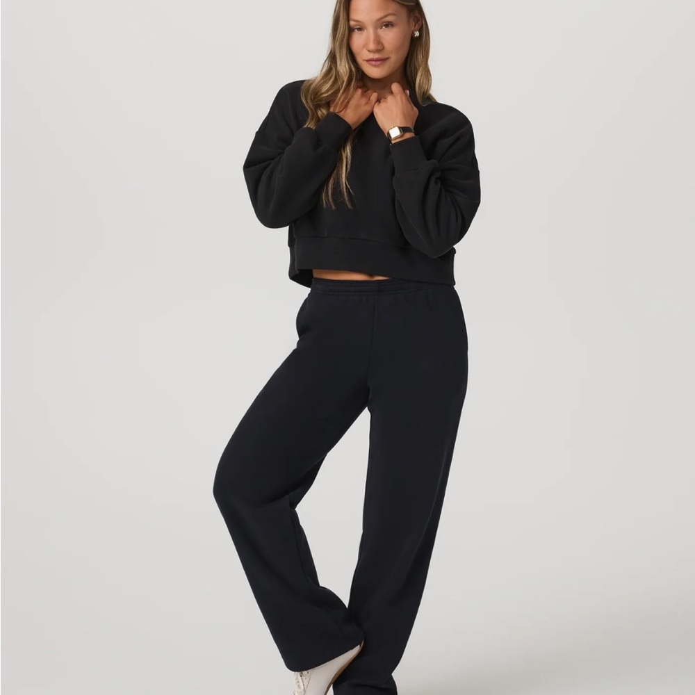 Restore Straight Leg Sweatpant-Short